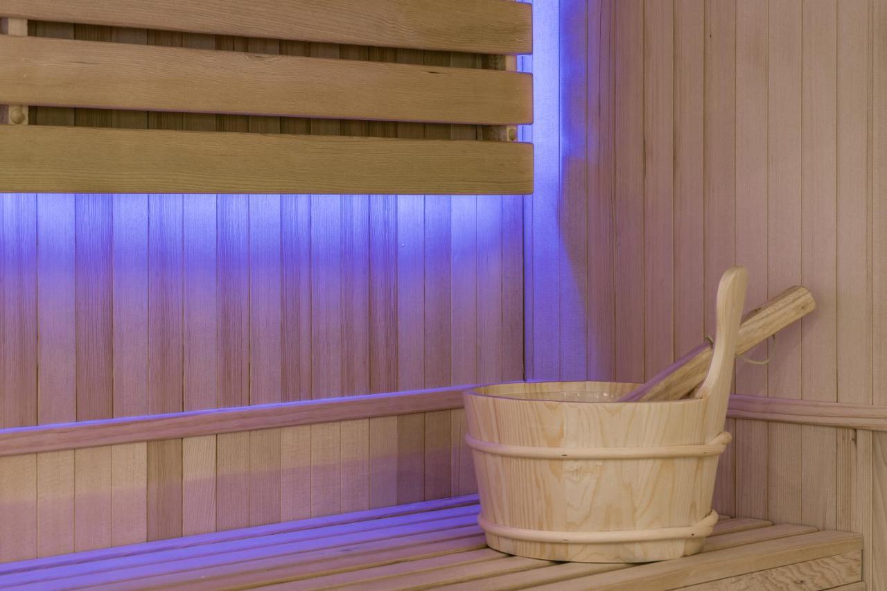 L'Evasion - Sauna Jacuzzi Cinema Τουρ Εξωτερικό φωτογραφία