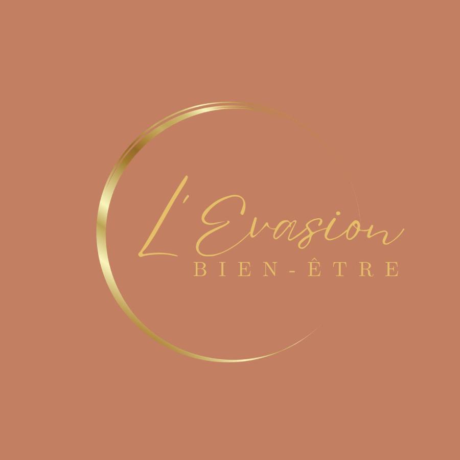 L'Evasion - Sauna Jacuzzi Cinema Τουρ Εξωτερικό φωτογραφία